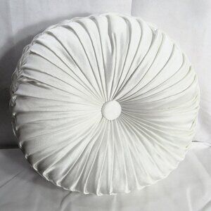 J QUEEN NEW YORK WHITE TUFFTED DECORATIVE PILLOW 14" ACROSS + 6 THICK org $150